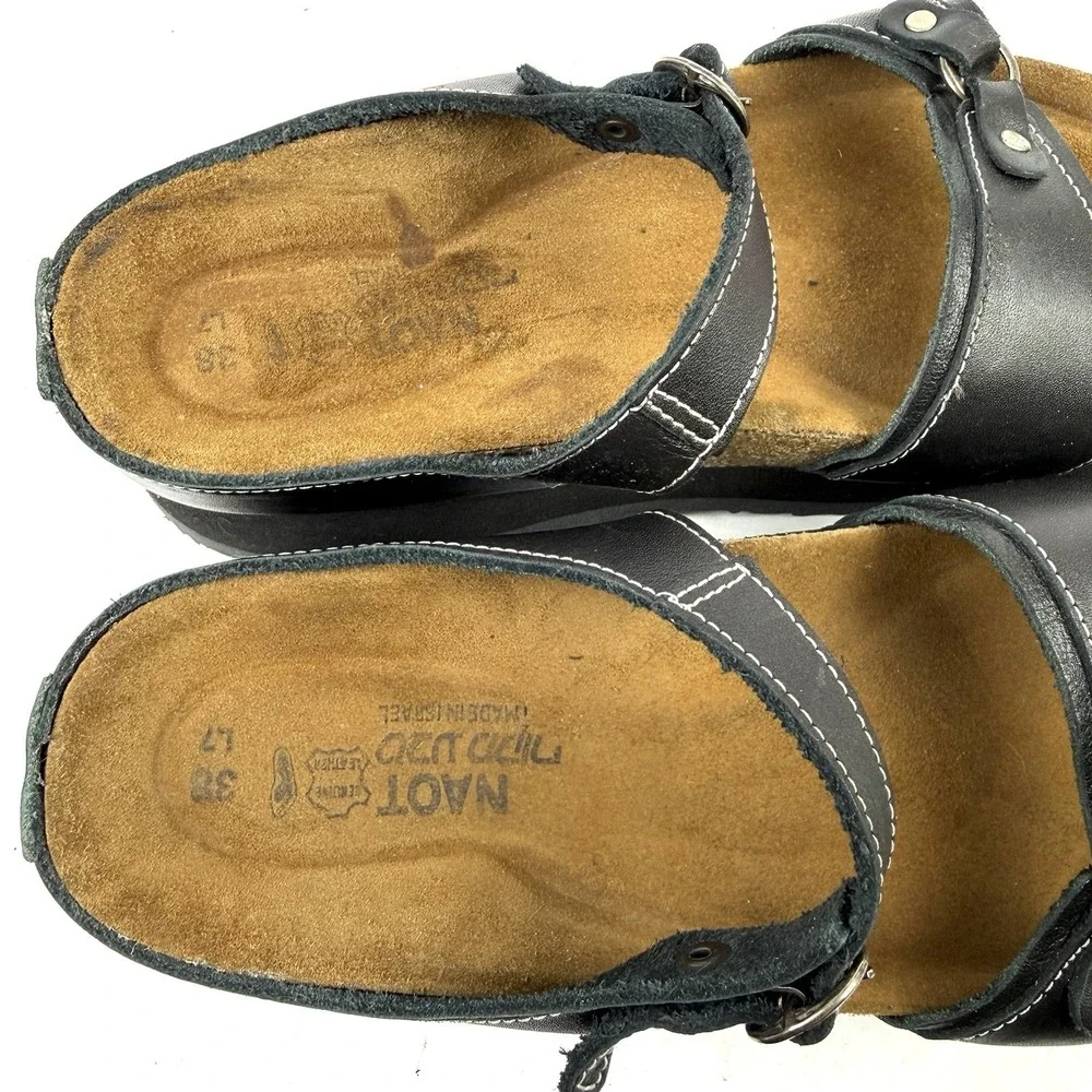 Naot sandals 38